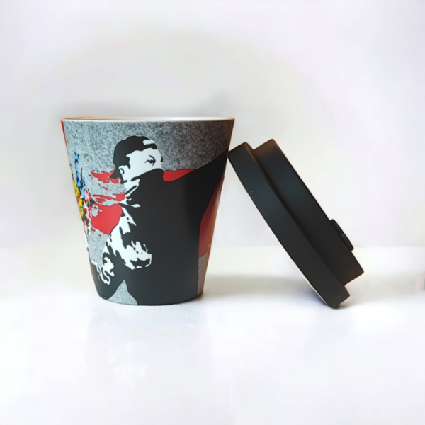 Banksy Travel mug in RPET 230 ml - The Flowerthrower - Image 4